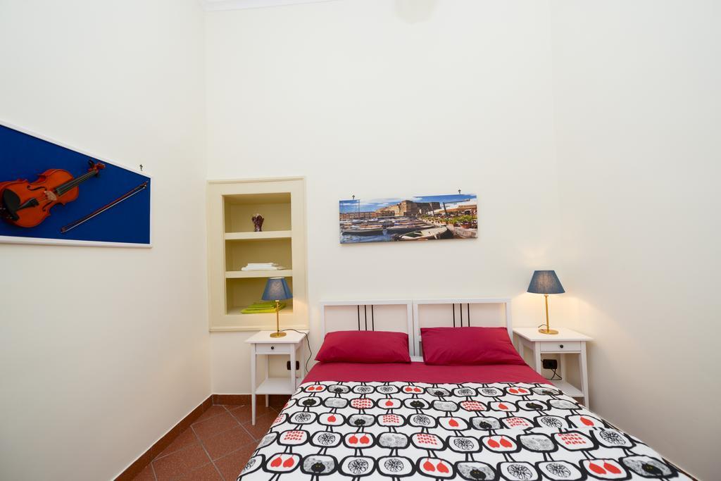 Апартаменты Residenza Santa Chiara Неаполь Экстерьер фото