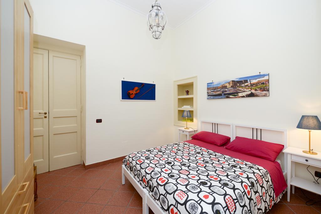 Апартаменты Residenza Santa Chiara Неаполь Экстерьер фото